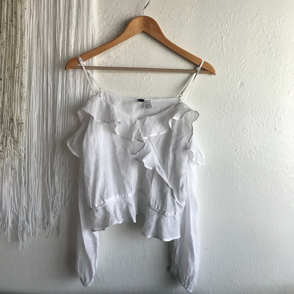 NWOT - Divided Cold Shoulder Ruffle Top